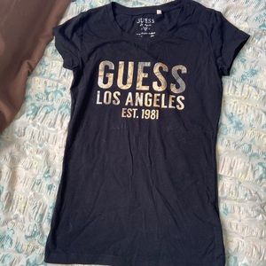 GUESS T-SHIRT